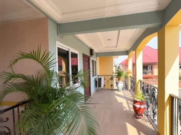 3 Bedrooms apartment for rent at East Legon Obojo