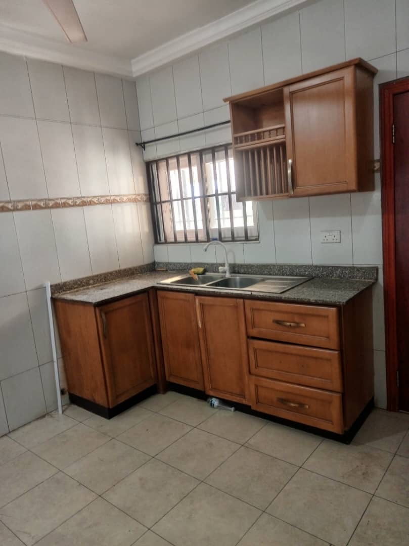 3 bedrooms en-suite apartment at Westland Police Station